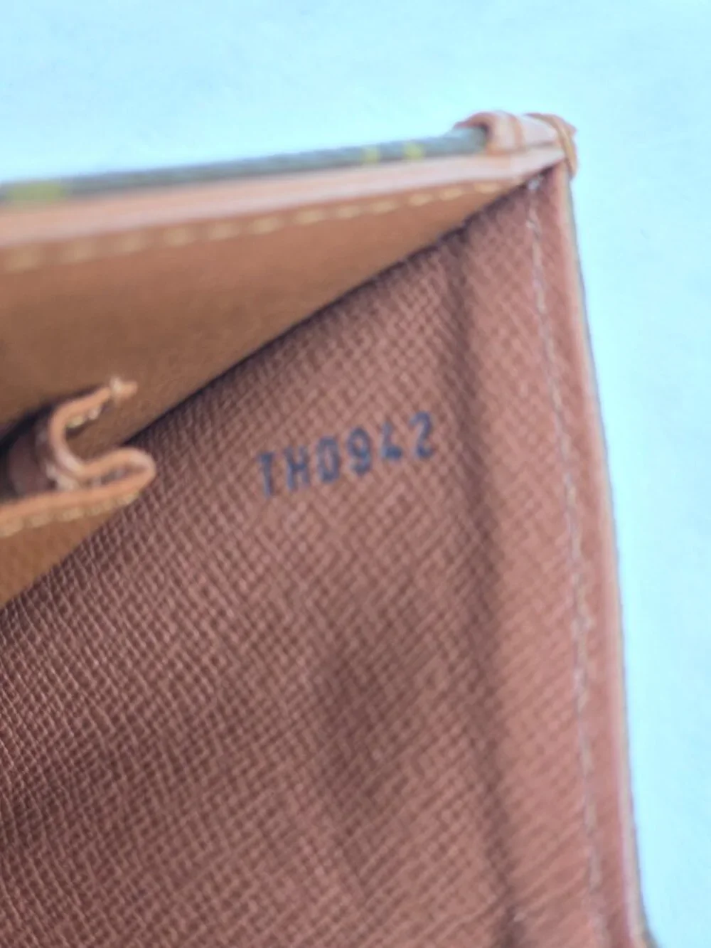 Authentic LOUIS VUITTON Pochette Dame GM Clutch Bag - Picture 13 of 13